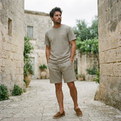 Herren-Set Minimalist aus strukturierter Strickware - Hemd und Shorts